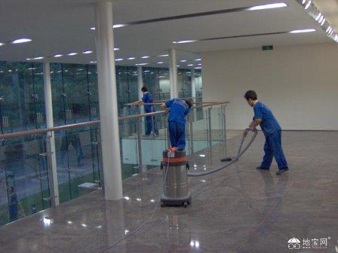 昌北新建區(qū)新舊房專業(yè)清潔 地毯清洗、日常保潔與開荒保潔一站式服務(wù)
